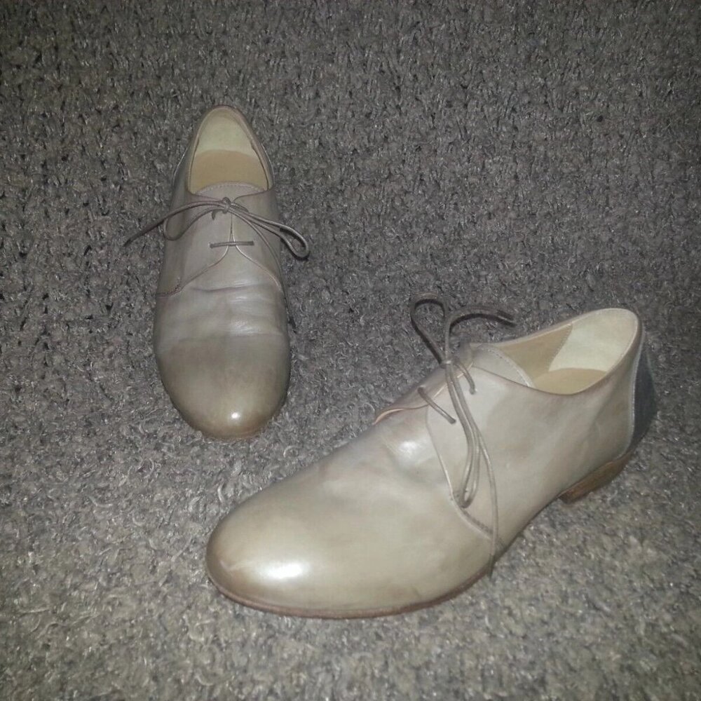 PANTANETTI-Lace Up Loafers-Taupe/Tan W/Metallic Detail-Size 35-Excellent